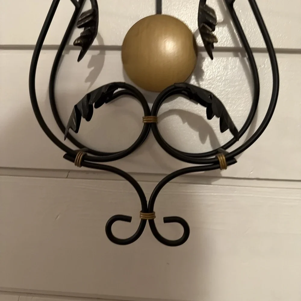 HOWARD MILLER PAULINA WROUGHT IRON WALL CLOCK 994